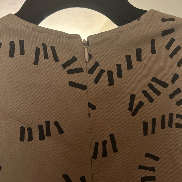 Anthropologie Dusen Dusen Tan Black Dashes Fit & Flare Mini Dress - Picture 4 of 7